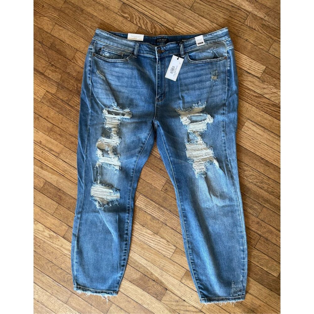 Judy Blue 22W Boyfriend Fit Distressed High Waist  Jeans
